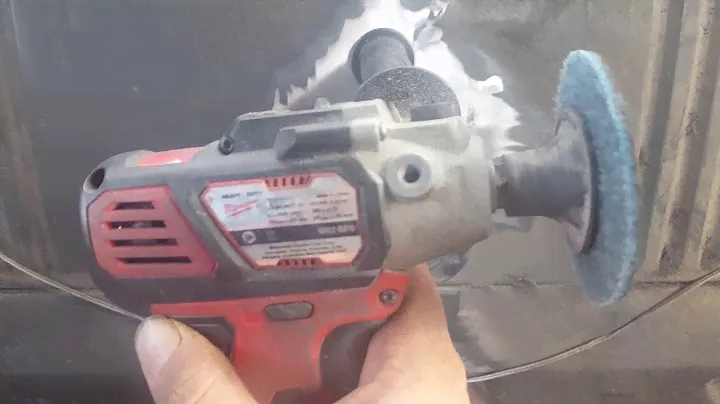 Milwaukee  m12 BPS sander polisher with roloc refinishing disc