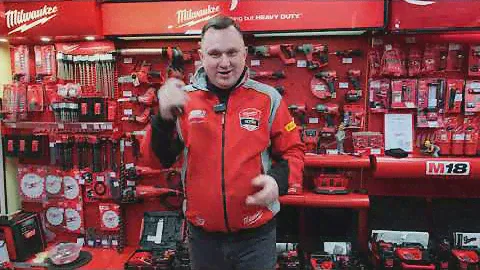 Базовый набор Milwaukee M12 BDD-202С 4933441915