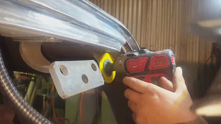 Sanding With The Milwaukee  M12 BPS  sander polisher