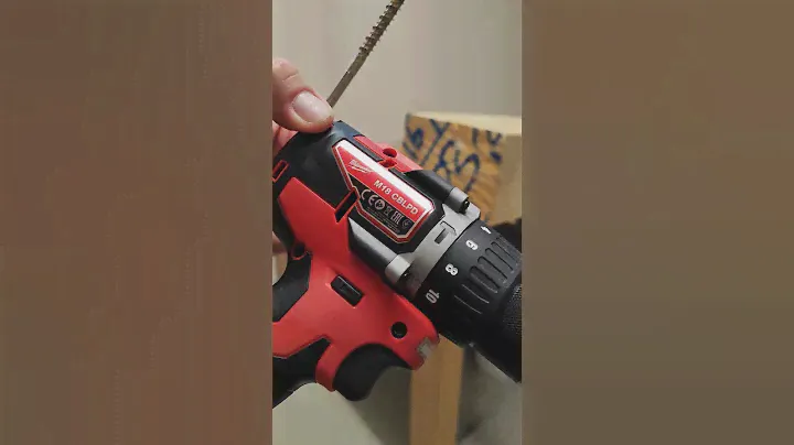 MILWAUKEE M18 CBLPD VS DEWALT DCD 708 ATOMIC одинаковые по мощности?