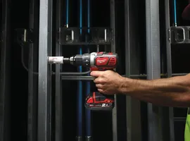 Milwaukee M18 BDD-0 Дрель-шуруповерт (аккум.)