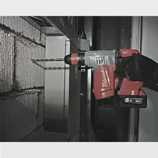 Аккумуляторный перфоратор Milwaukee M18 FUEL CHPX-502C
