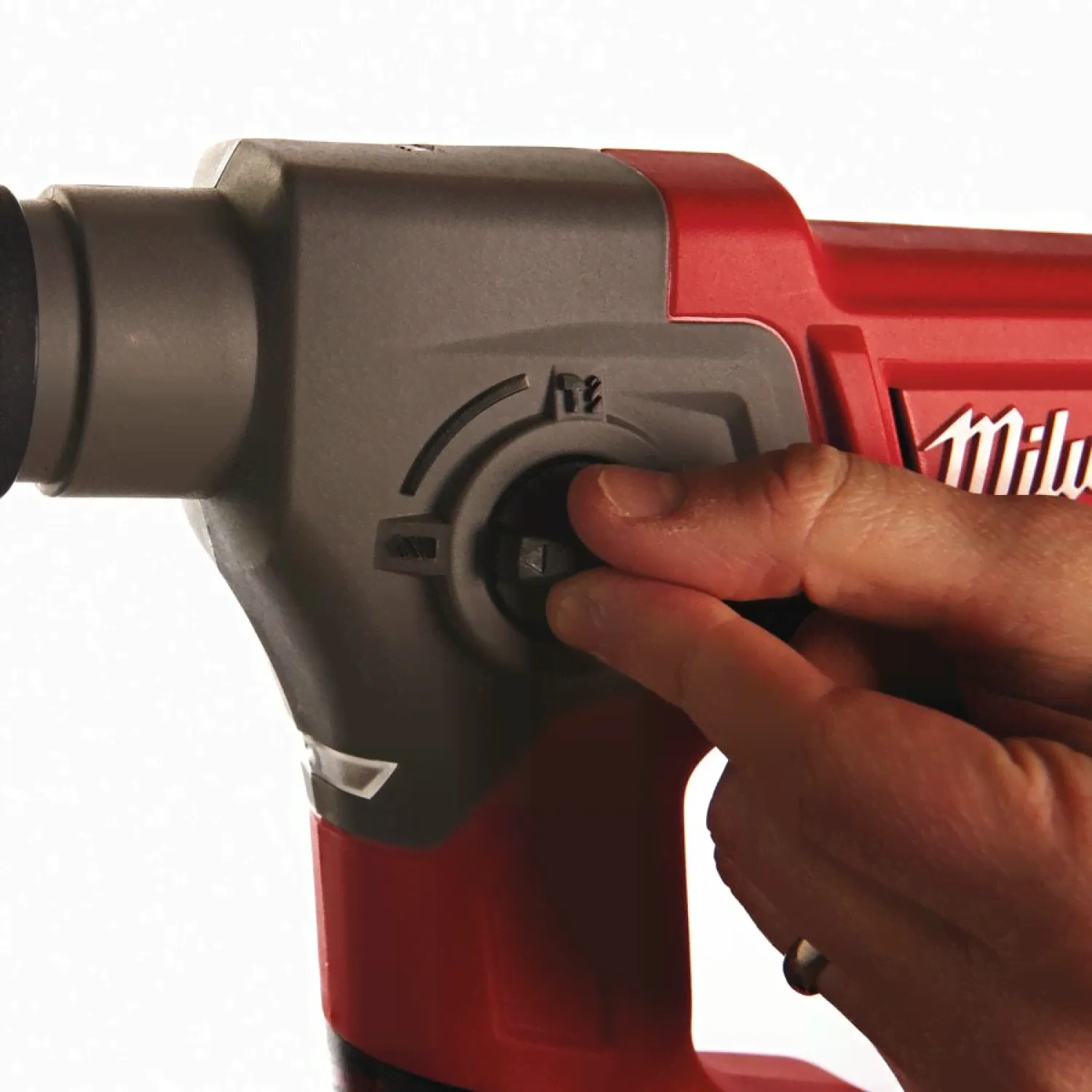 Аккумуляторный перфоратор Milwaukee M12 FUEL CH-202C 4933441997-0