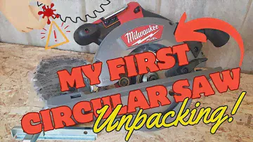 My first circular saw / skilsaw - Milwaukee FUEL M18 CCS55 - Unpacking!