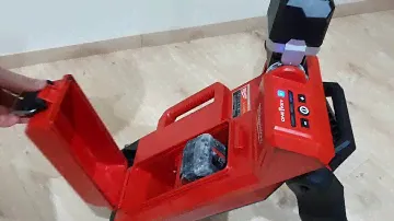 Milwaukee m18 onersal  headlight