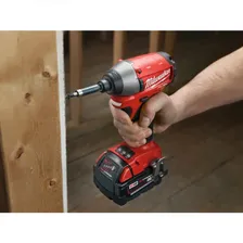 Аккумуляторный импульсный винтоверт Milwaukee M18 FUEL CID-402C 4933440531