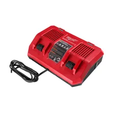 Сверхбыстрое зарядное устройство Milwaukee M18 DFC на 2 порта (Арт. 4932472073)